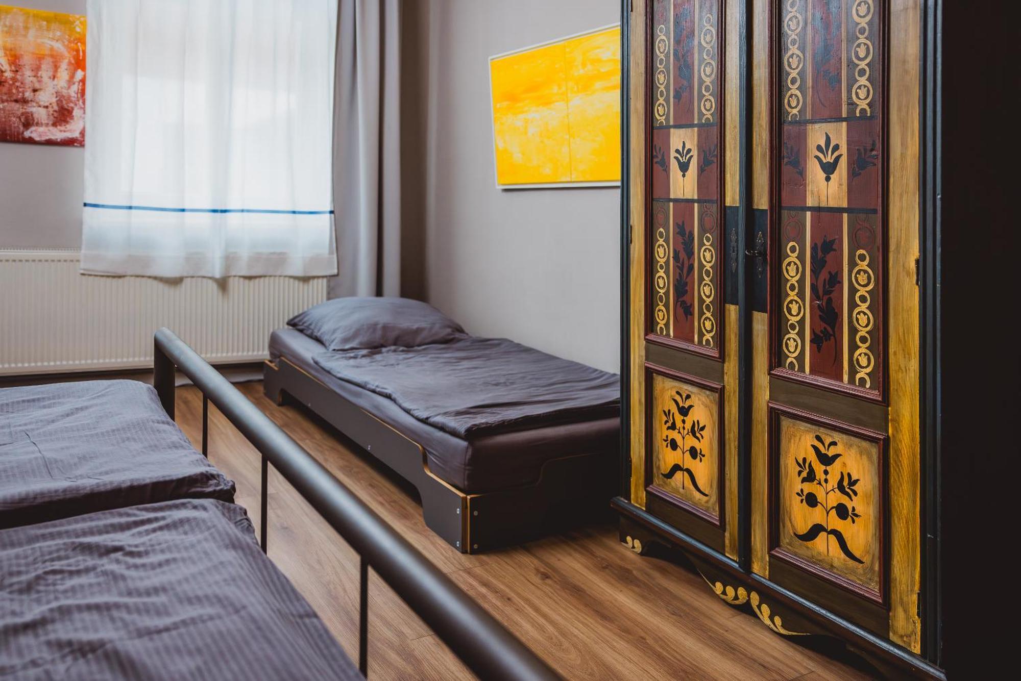 Charmanter Altbau Zwischen Altstadt Und Klinikum Mit Parkplatz 그라이프스발트 외부 사진